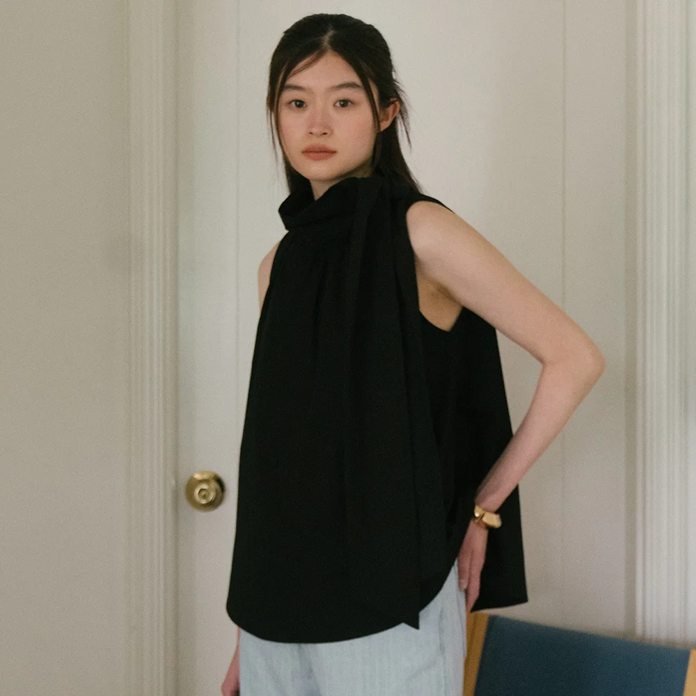 High-neck ribbon sleeveless blouse_black