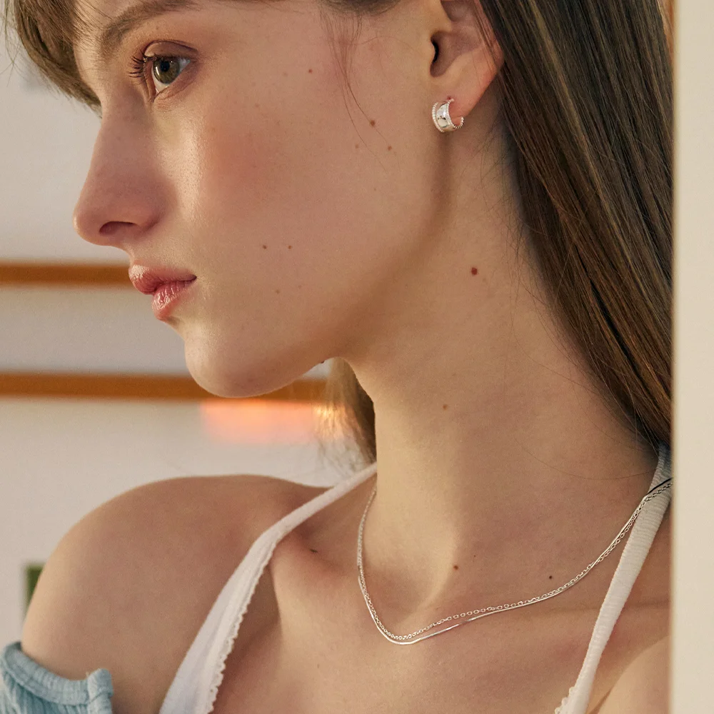 Soft Curve Layerd Necklace. NA1720