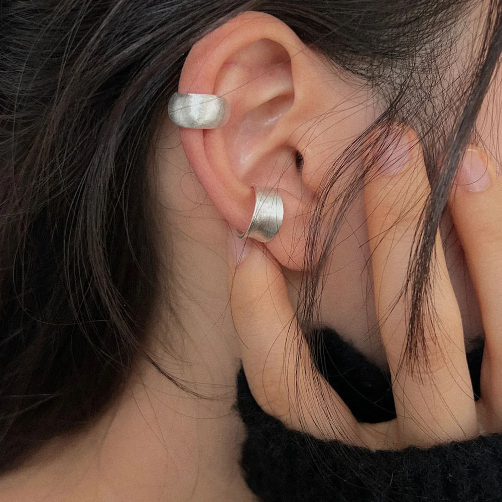 silver925 matt bold earcuff