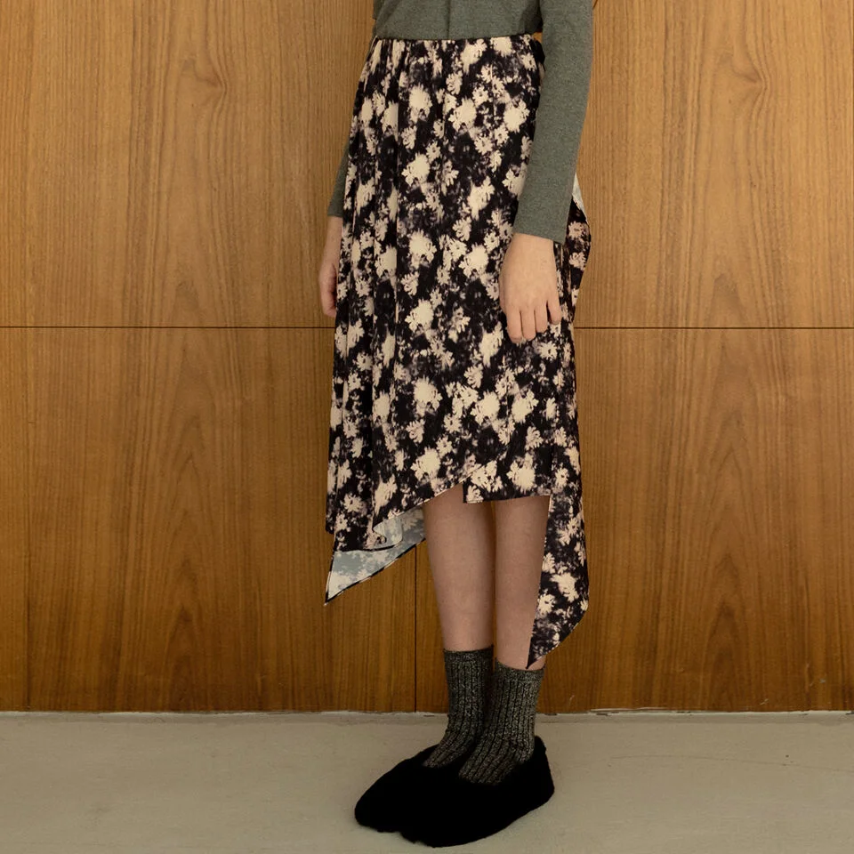 Unbal Slit Black Skirt