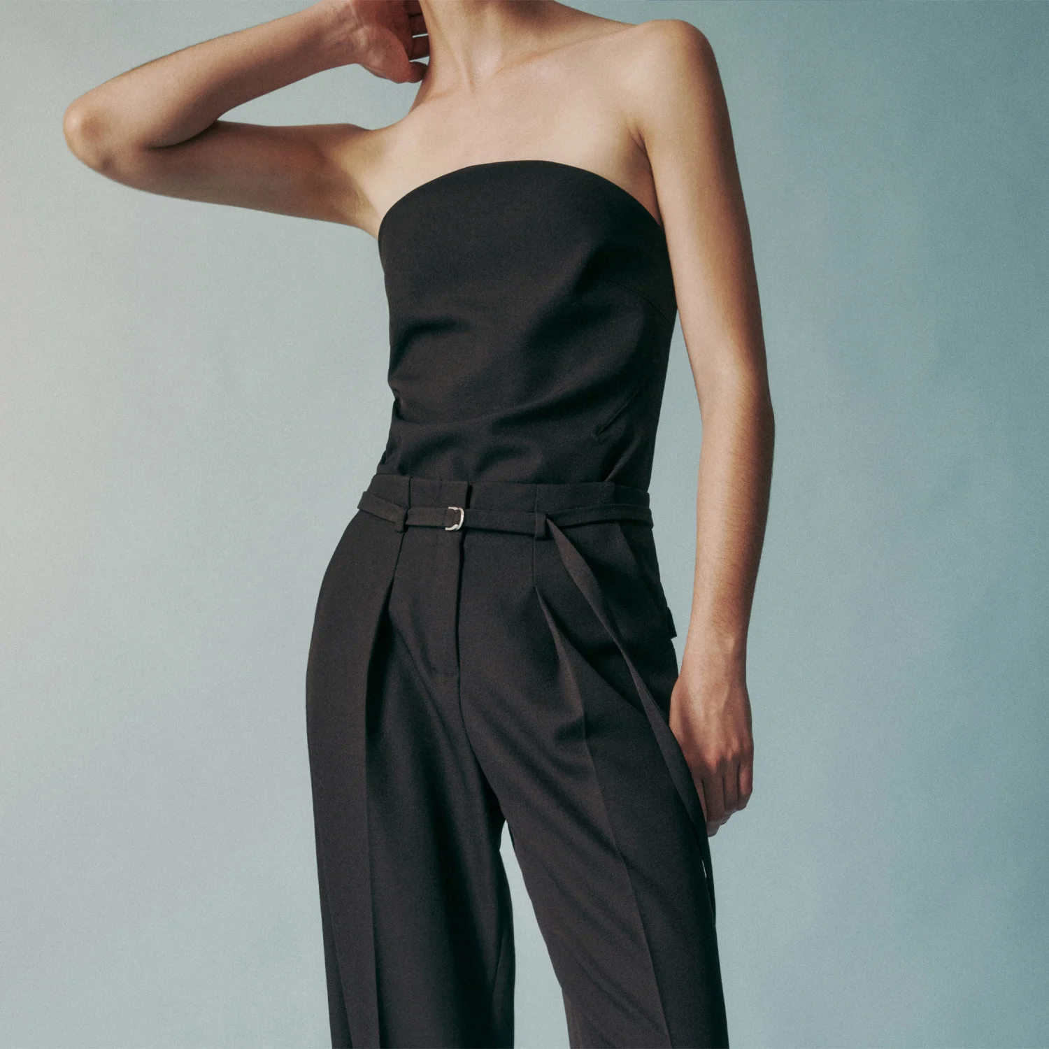 STRAPLESS TUBE TOP BLACK
