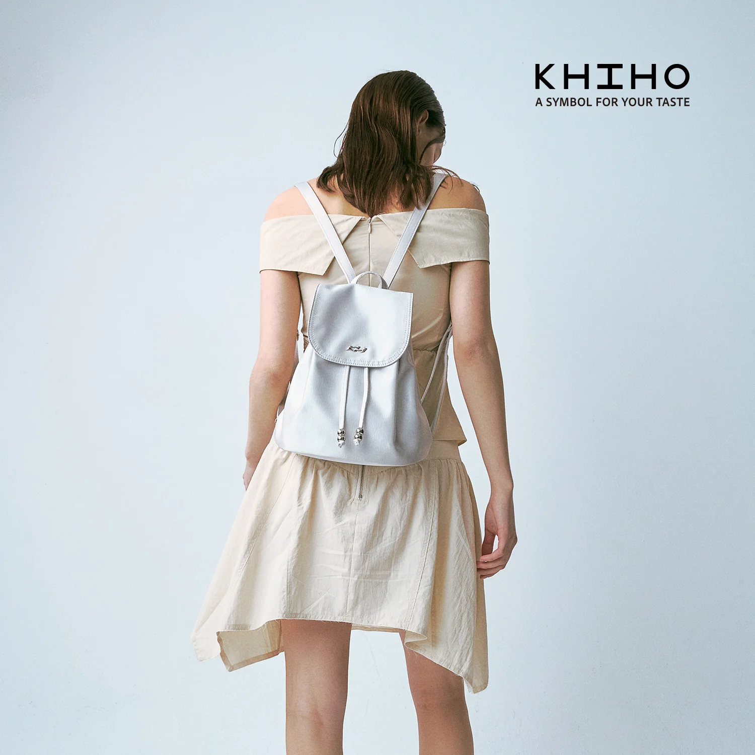 SOFT SILKY BACK PACK / SILVER