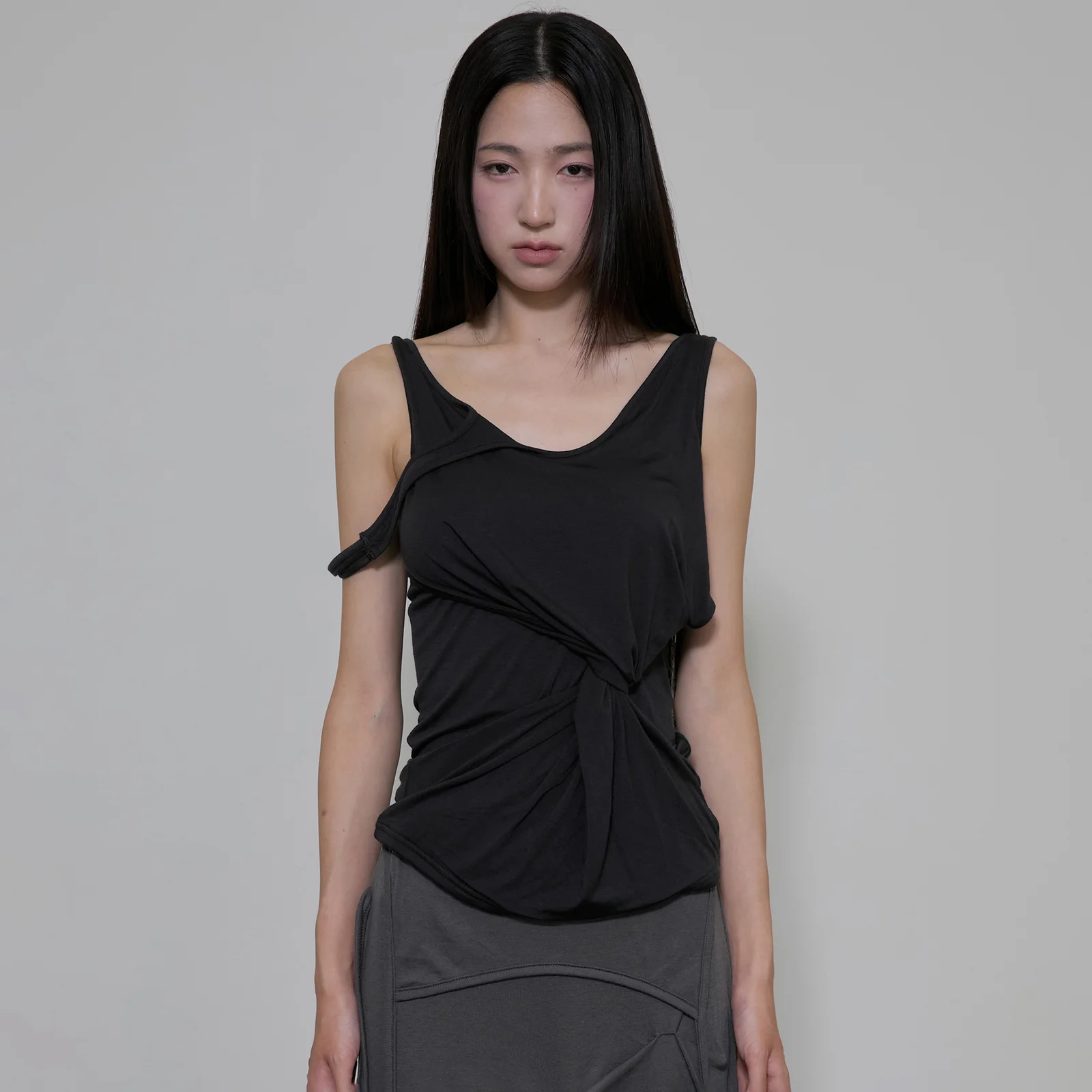 Asymmetrical Sleeveless (FL-173_Black)