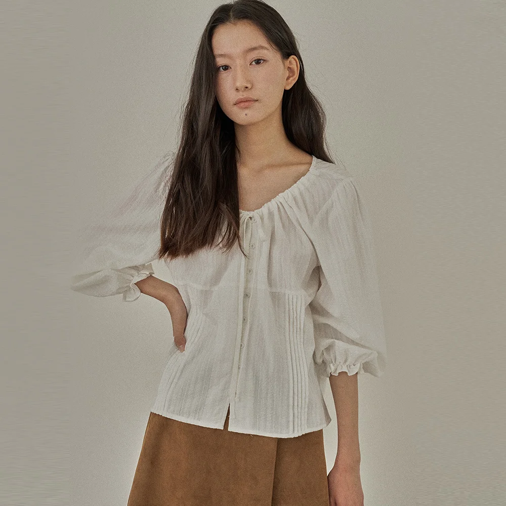 Della Shirring string Blouse - ivory