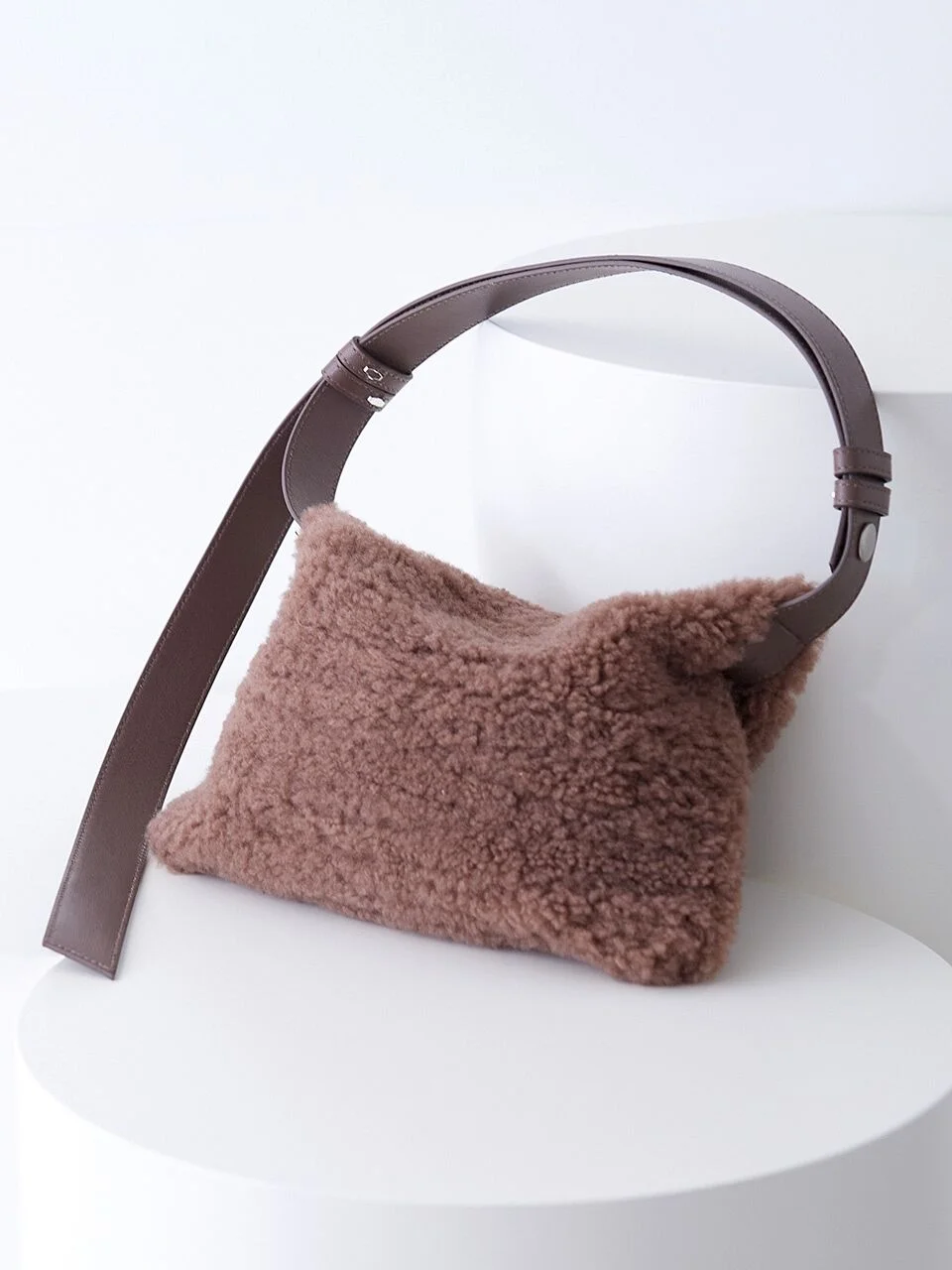 TWO WAY SHOULDER MUSTANG BAG BROWN