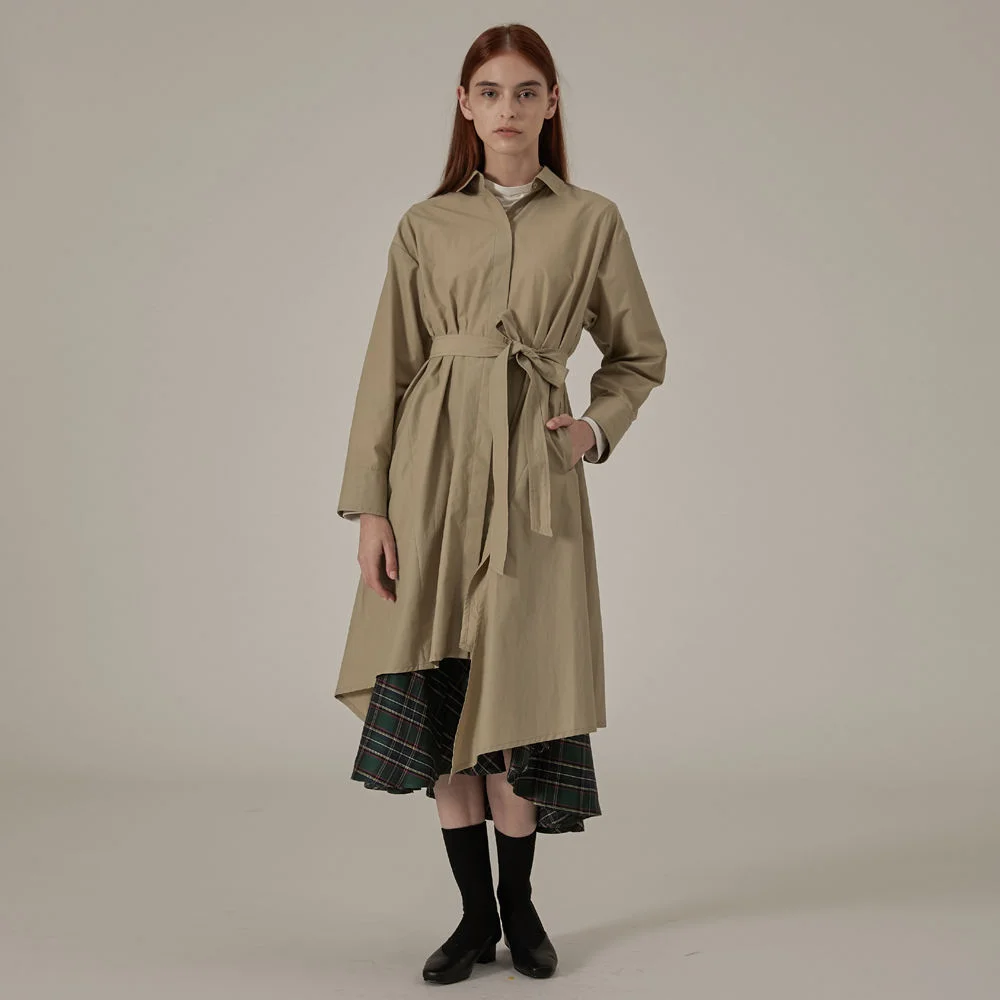UNBALANCE SLIT TRENCH ONEPIECE / BEIGE