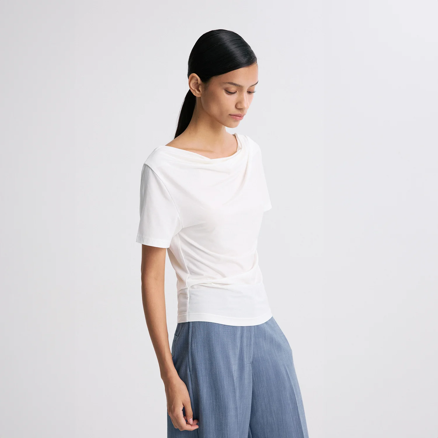 DRAPED HALF-SLEEVE TOP WHITE