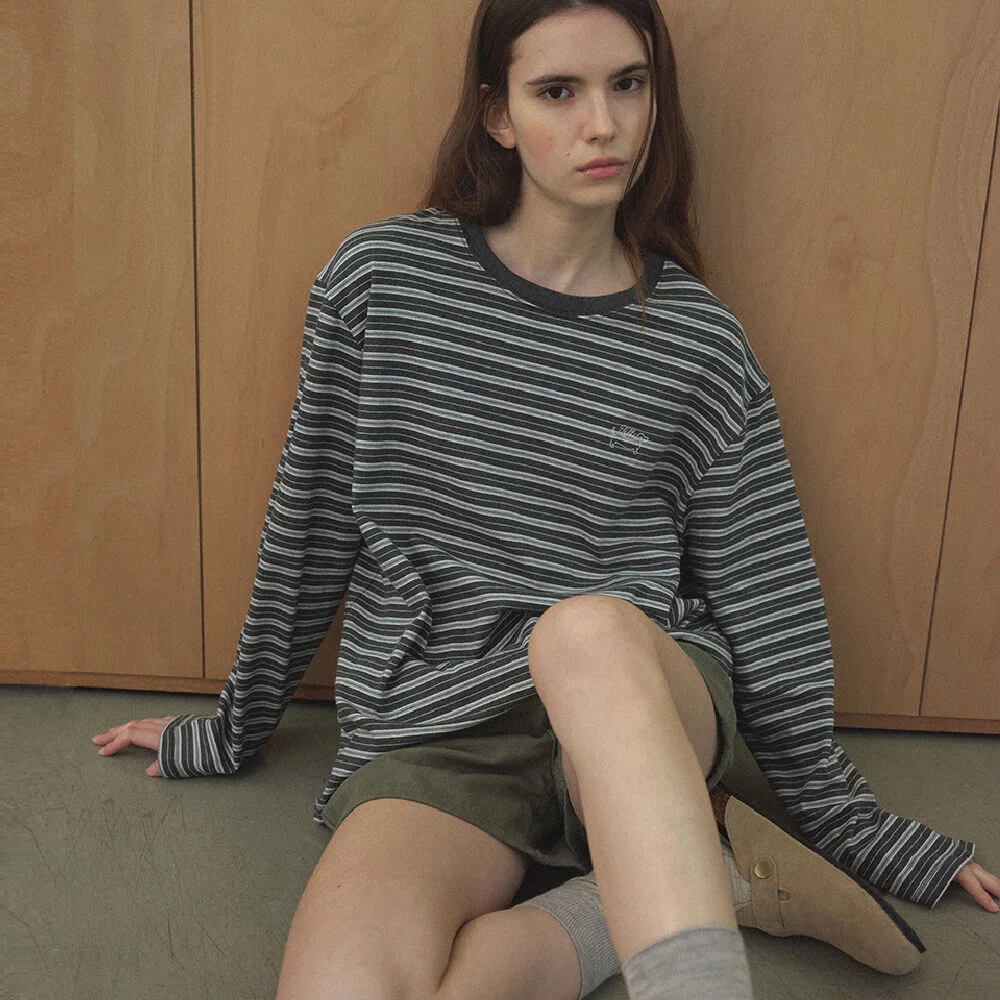 STRIPE LOGO OVERSIZED TEE _Charcoal