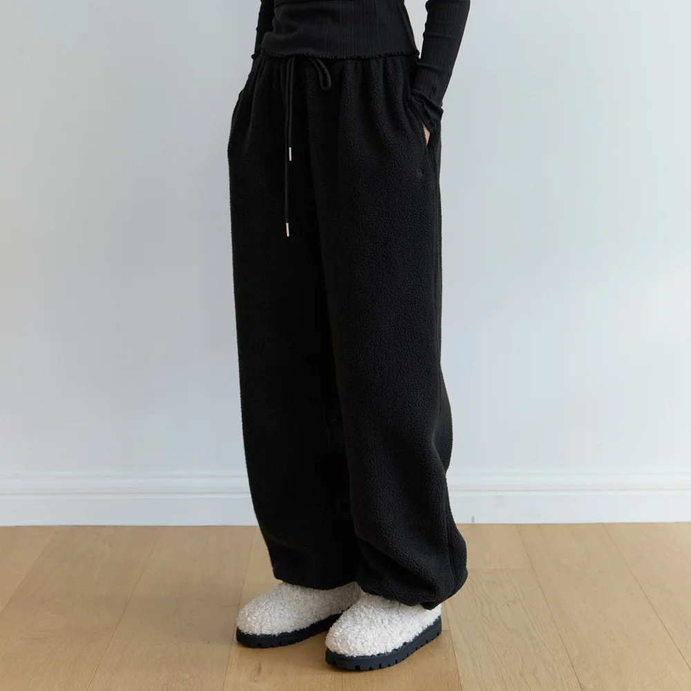 Ease fleece sweat pants (black)