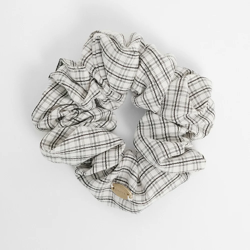 Butter Scrunchie_Check