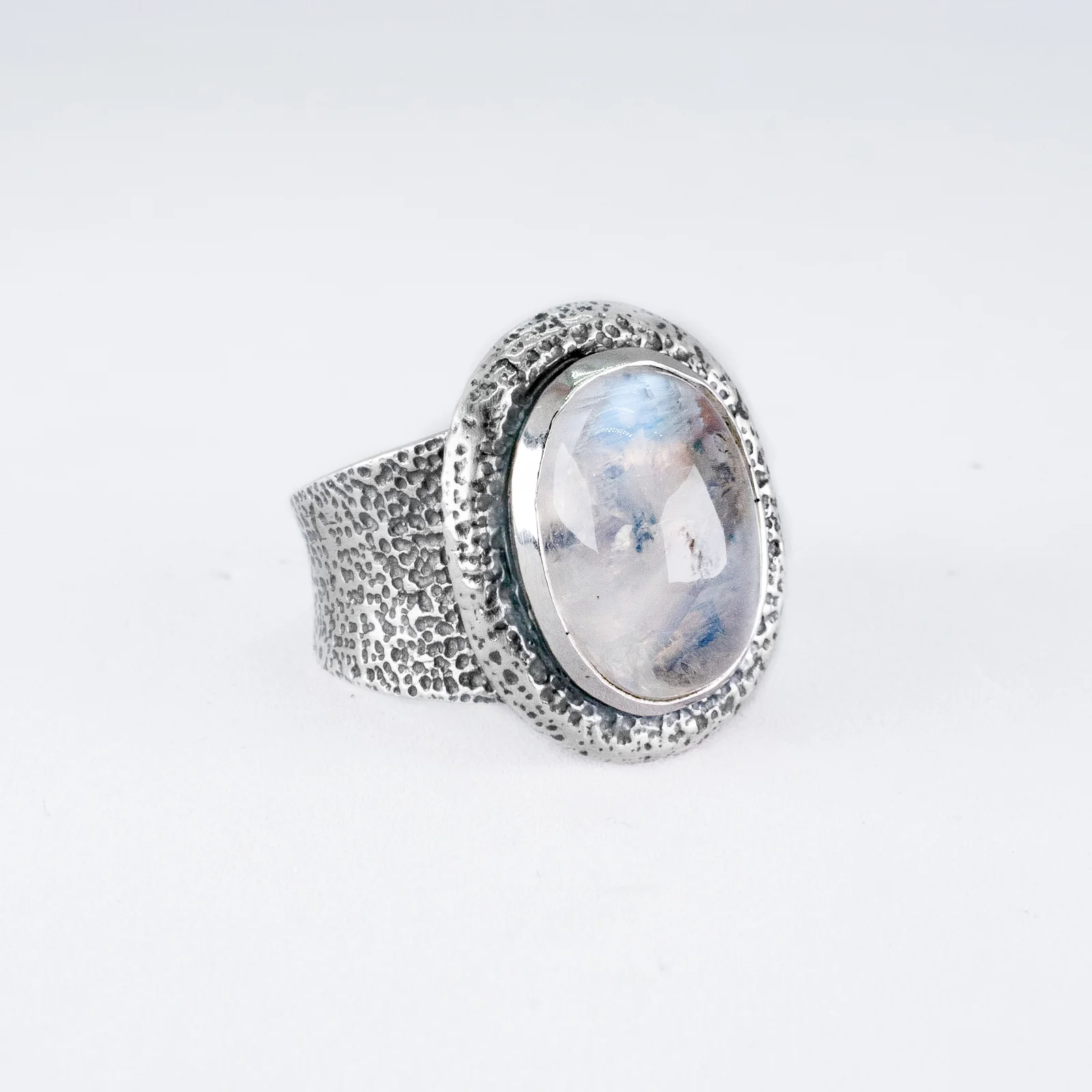 HR 218R_Big Moonstone Ring (Silver 925)