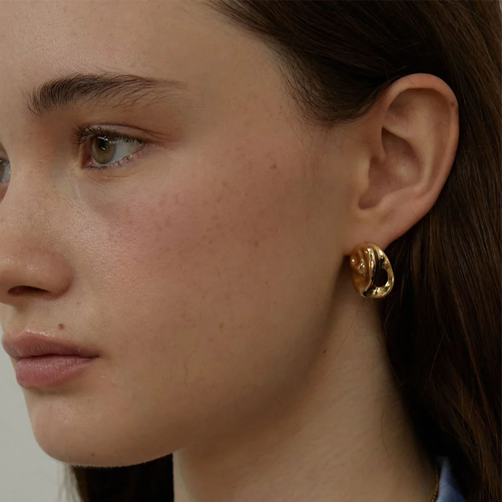 Oyster Earrings (L243MER020)