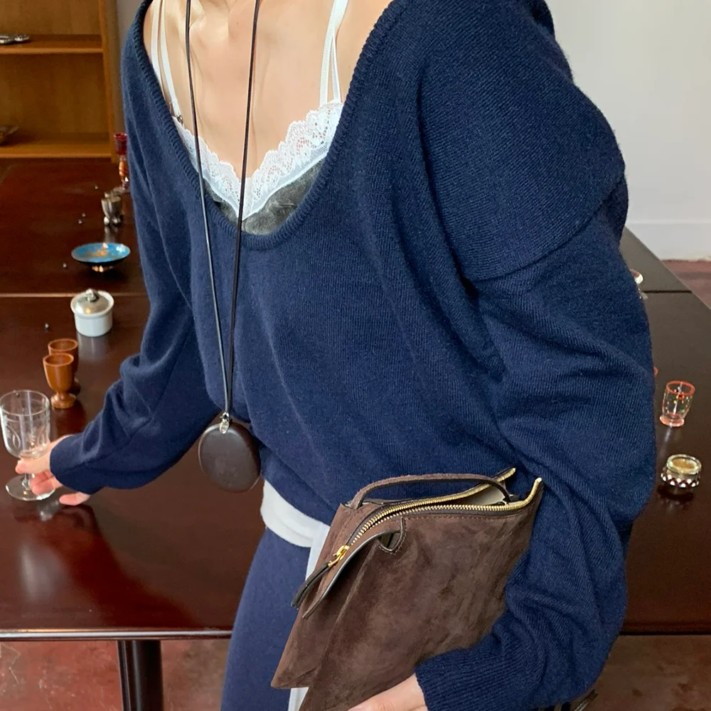 Nora u-neck knit_navy