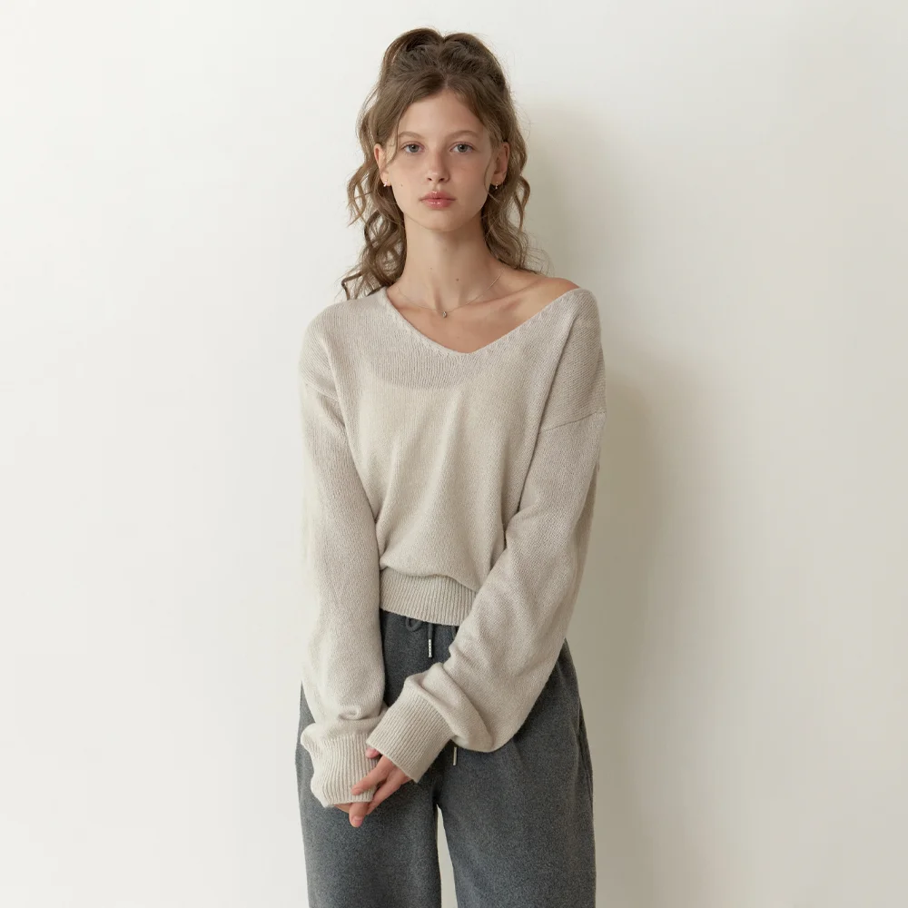 Marshy v knit (pale gray)