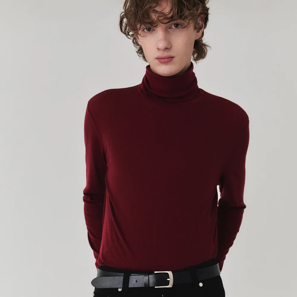 Sleek Wool Blend Turtle Neck_Red