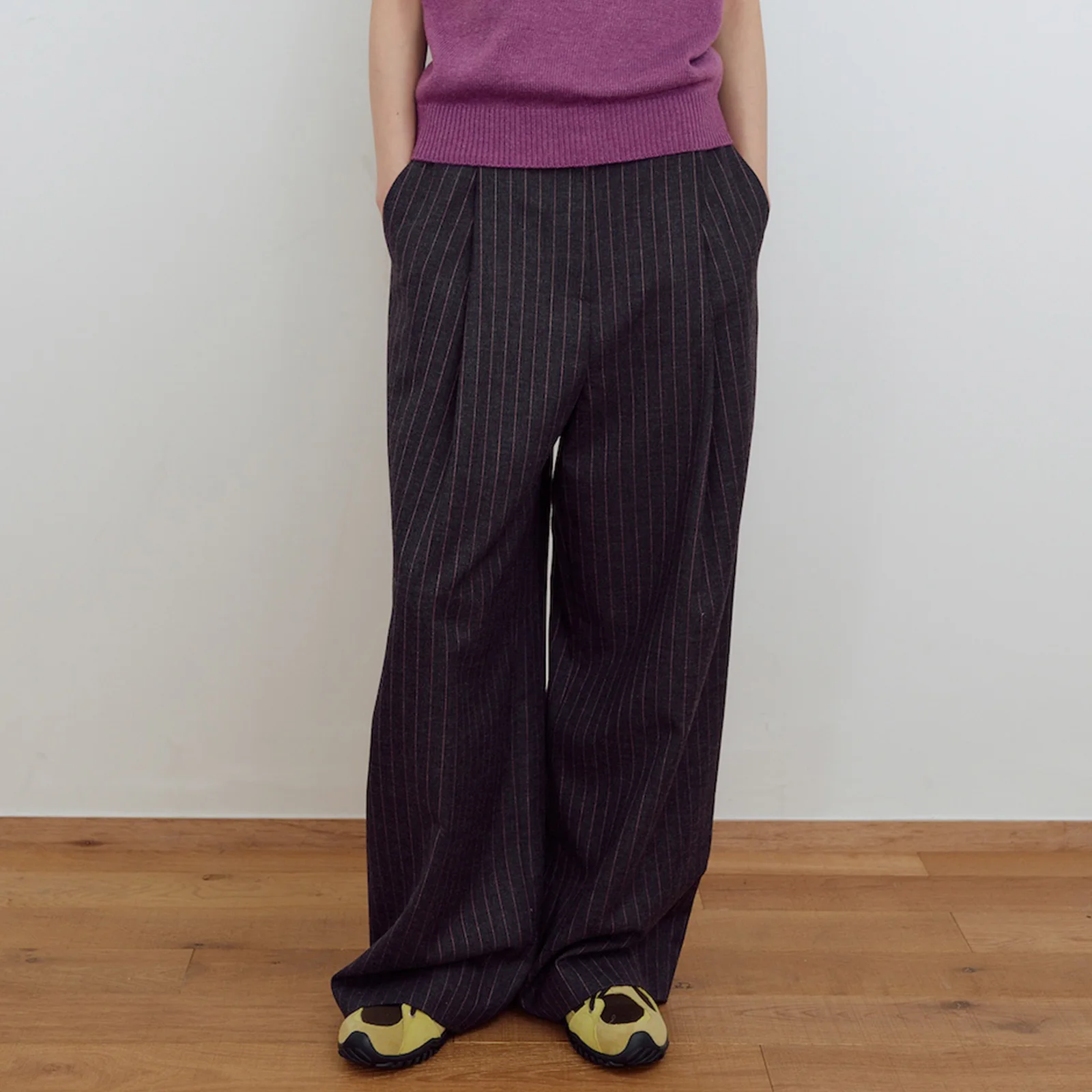 STRIPE WIDE PANTS_CHARCOAL
