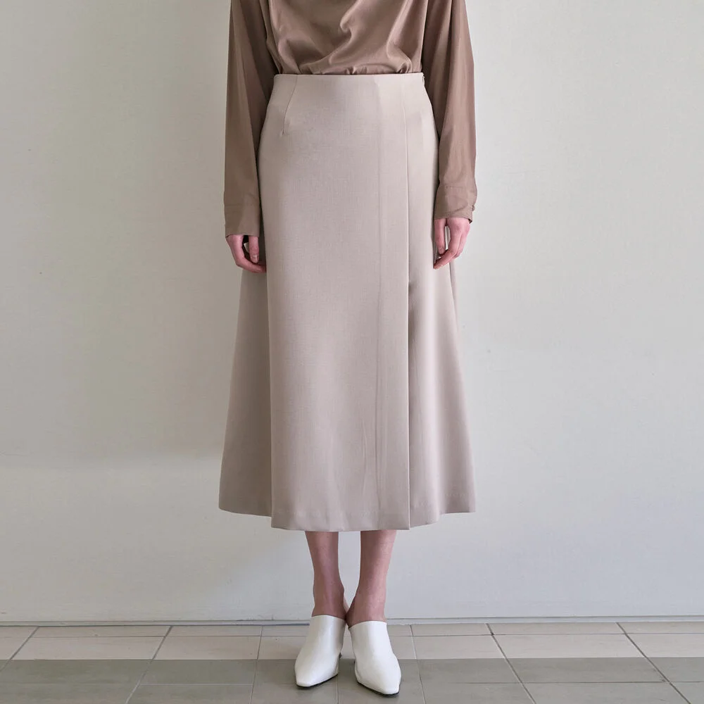 SLIT POINT A-LINE SKIRT_BEIGE