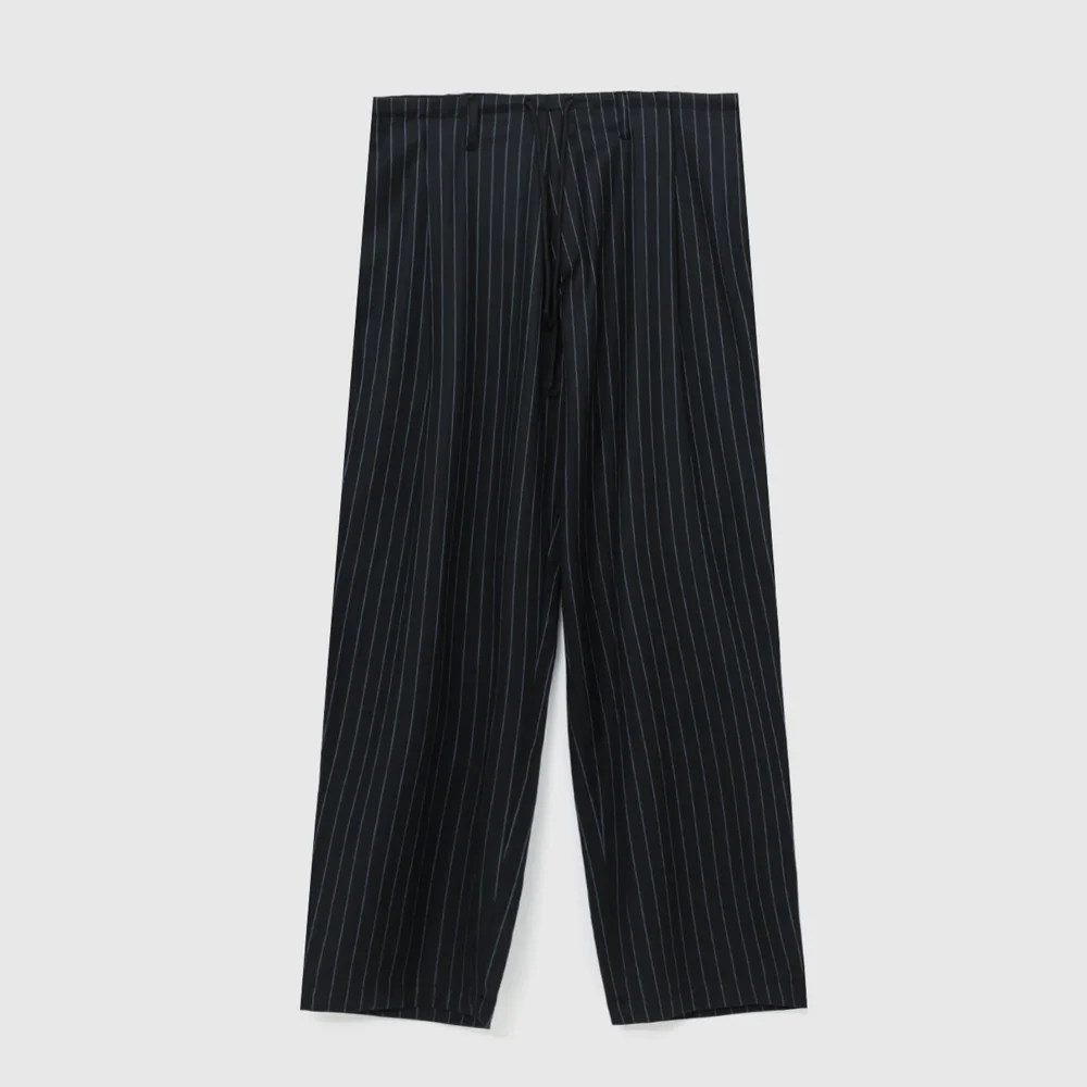 Pleated Pinstripe Slacks (Black)