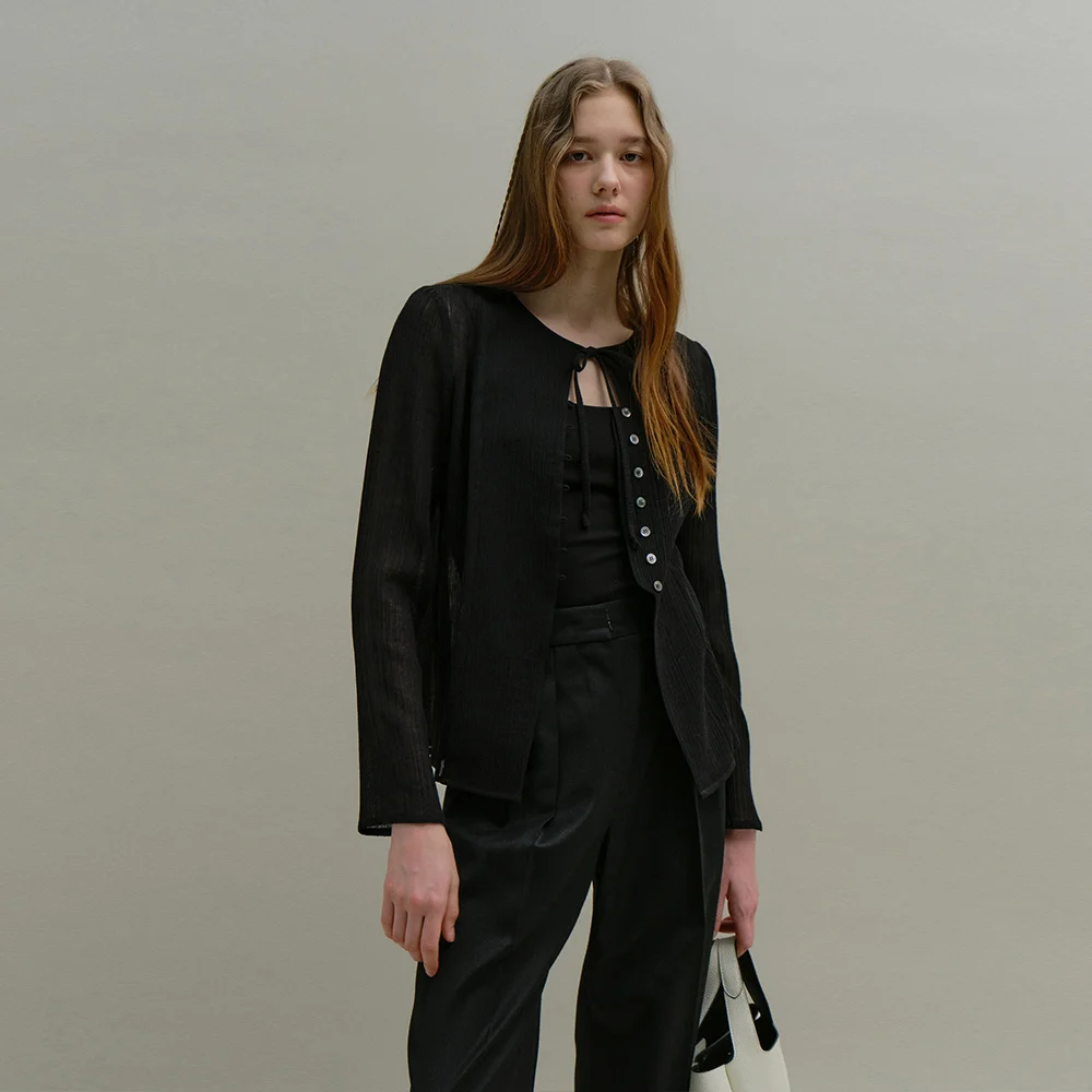 WOOL PLEATS BLOUSE (moat black)