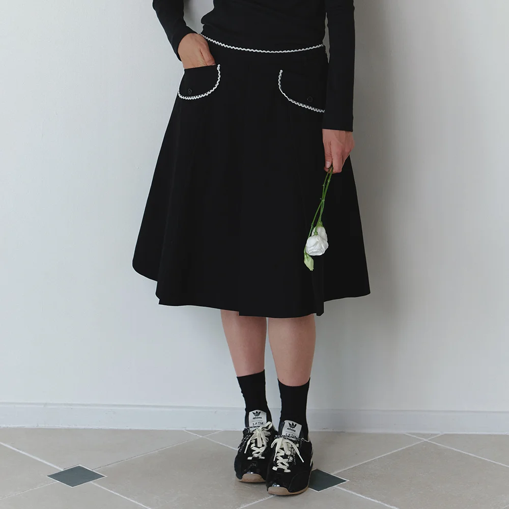 Lace point pleats midi skirt_black