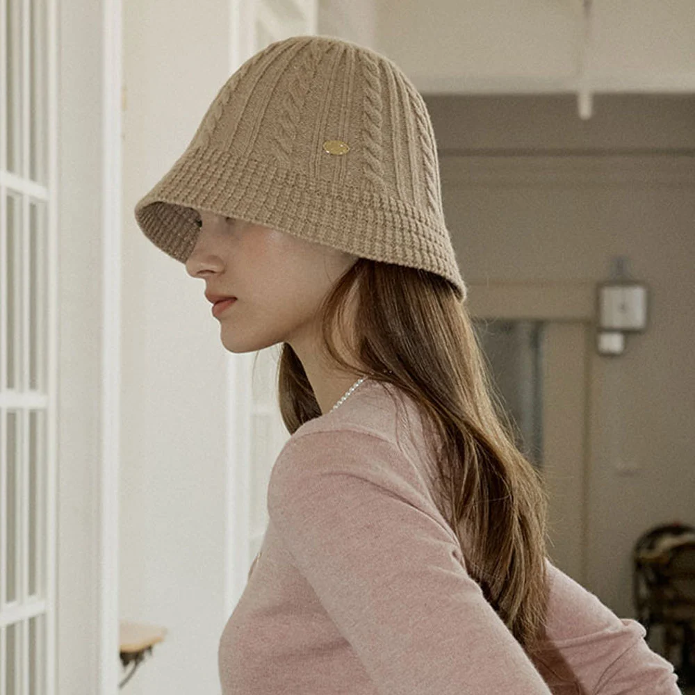Cable Knit Bucket Hat - Beige