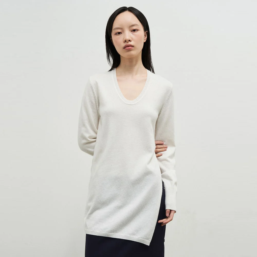 U Neck Long Slit Pullover White (AG4951A041)