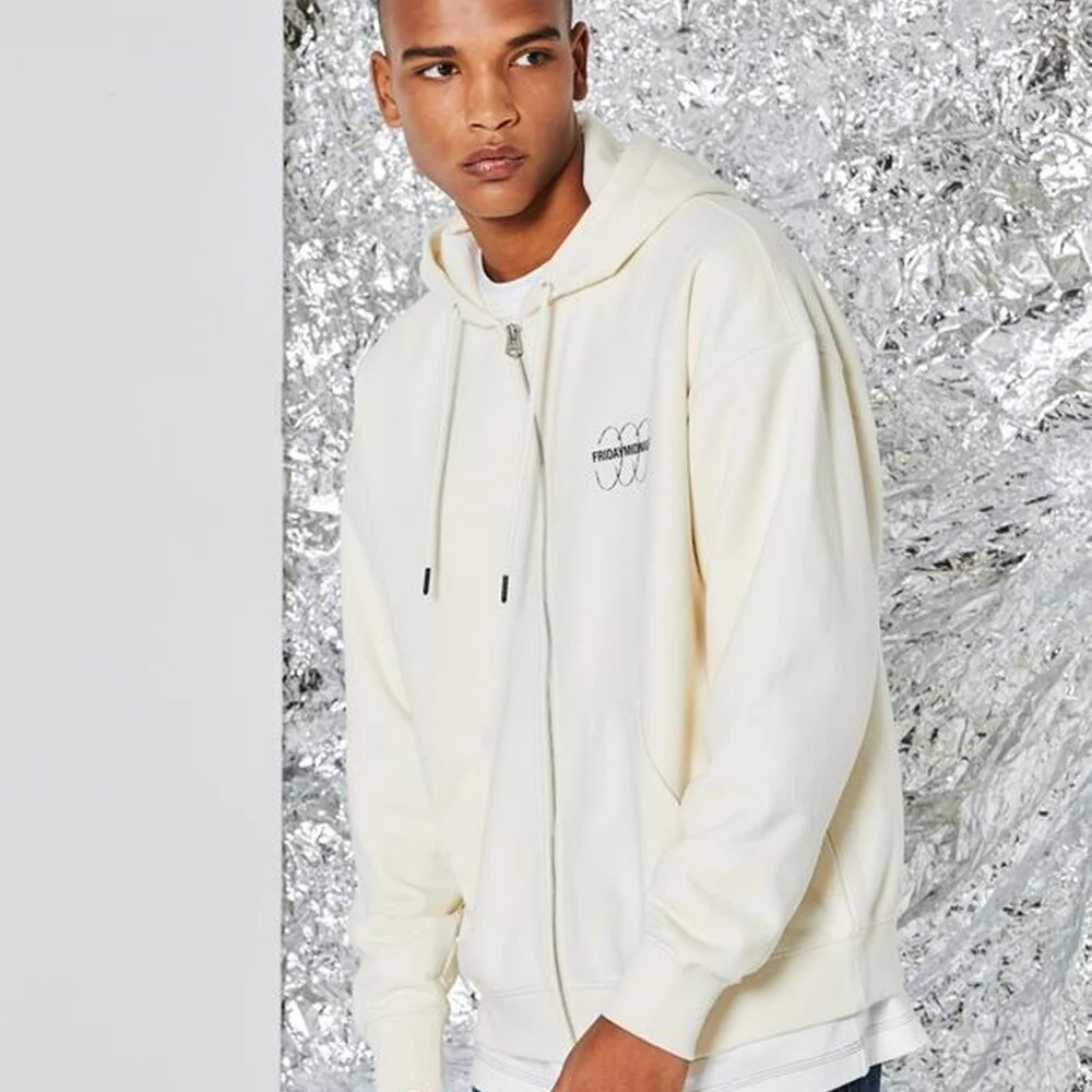 CREAM GLOBE PRINTING ZIP-UP HOODIE IETS0F621CR