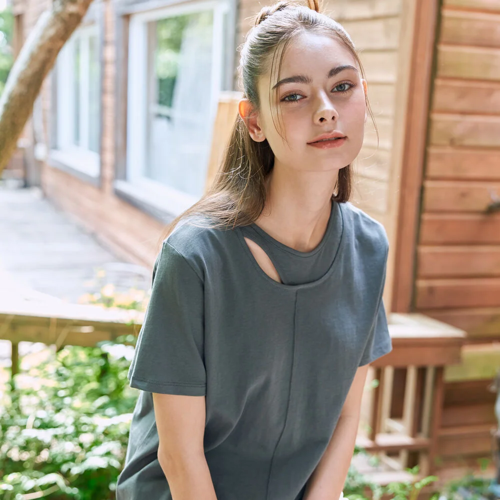 UNBAL CUT OUT PINTUCK T-SHIRT (GRAY)