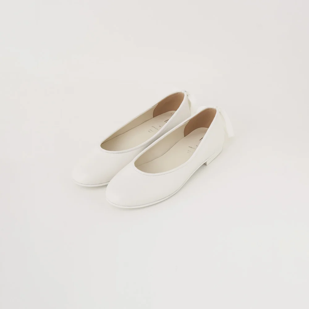 RIBBON FLAT (WARM WHITE)
