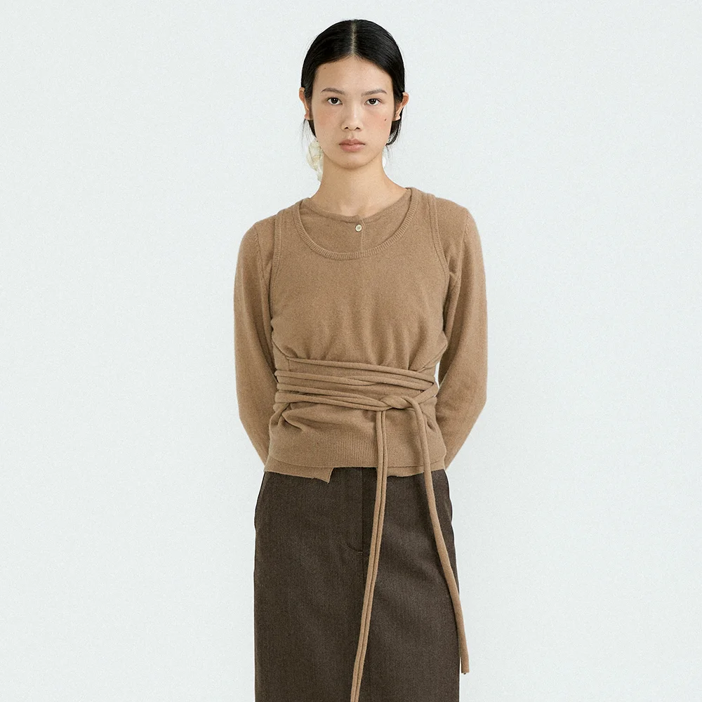 Sove Wrap Vest (Beige)