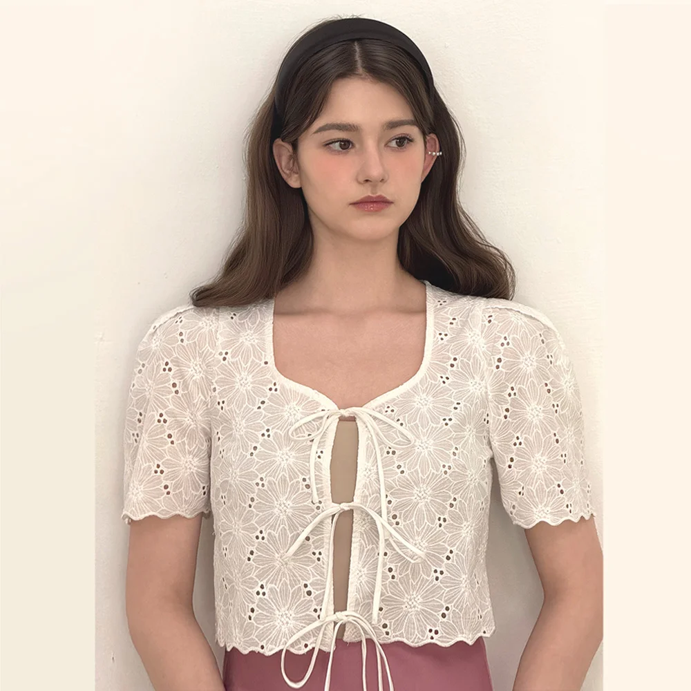 Lace Puff ribbon Blouse