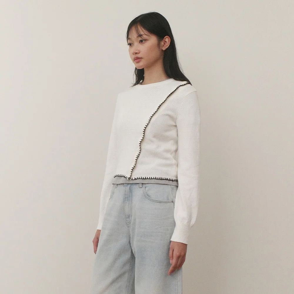 DIAGONAL BUTTON KNIT - WHITE