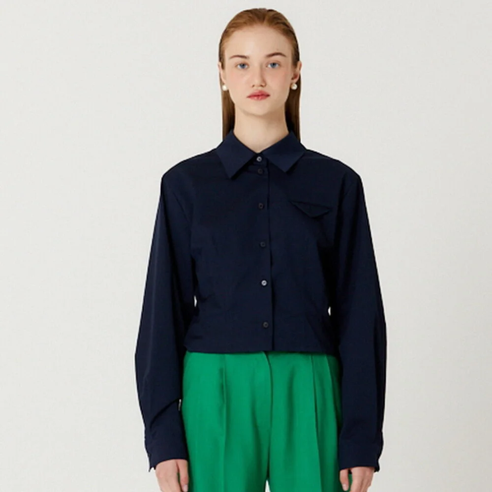 POCKET POINT SLIM CROPPED SHIRT(NAVY)