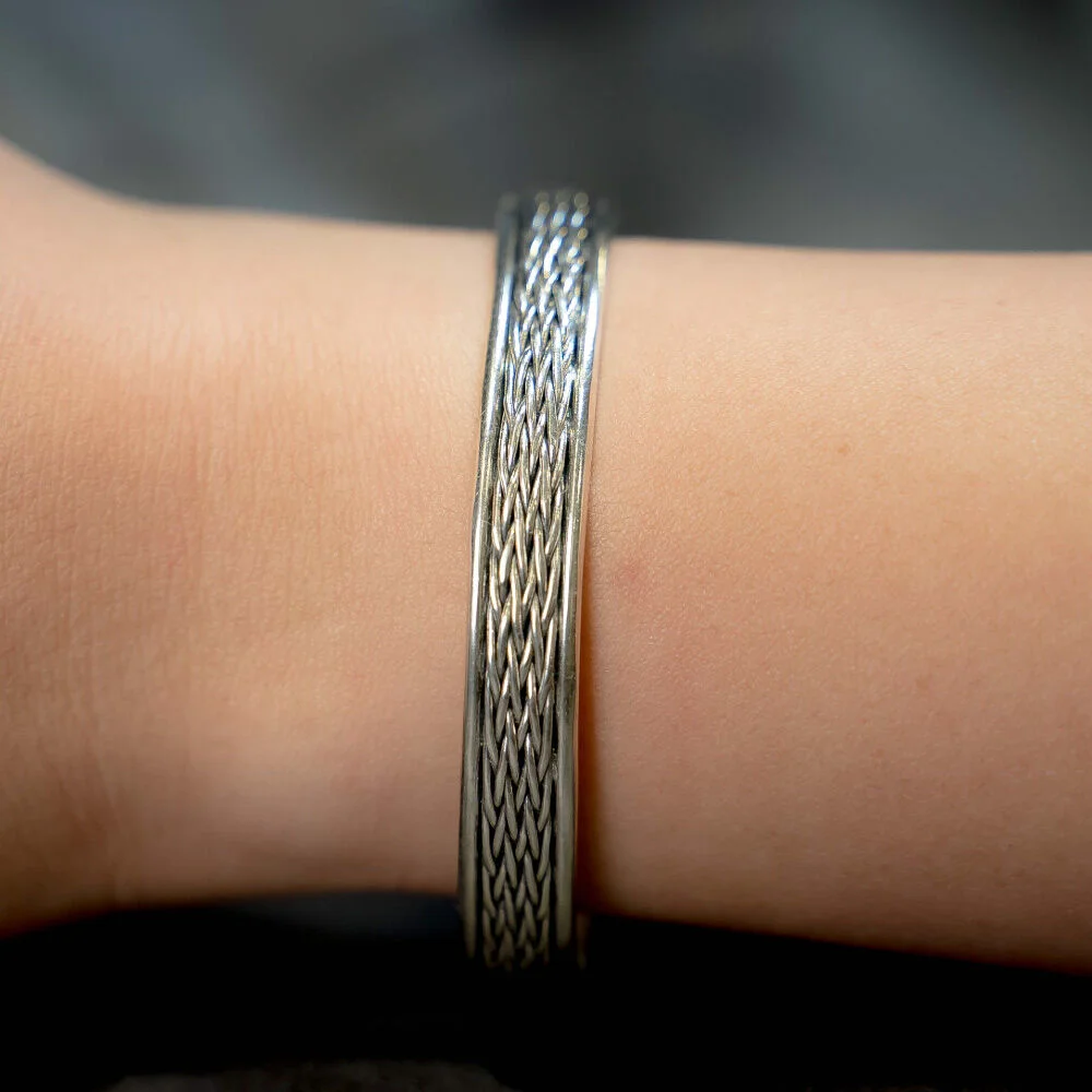 HR 123B_Silver Bangle Bracelet (Silver 925)