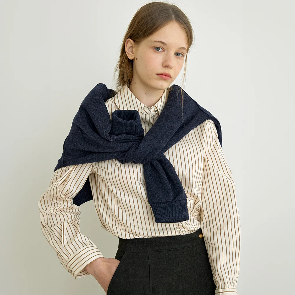 Emma round shirt (Stripe)