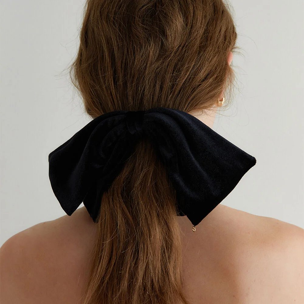 soft bell velvet ribbon pin HP027