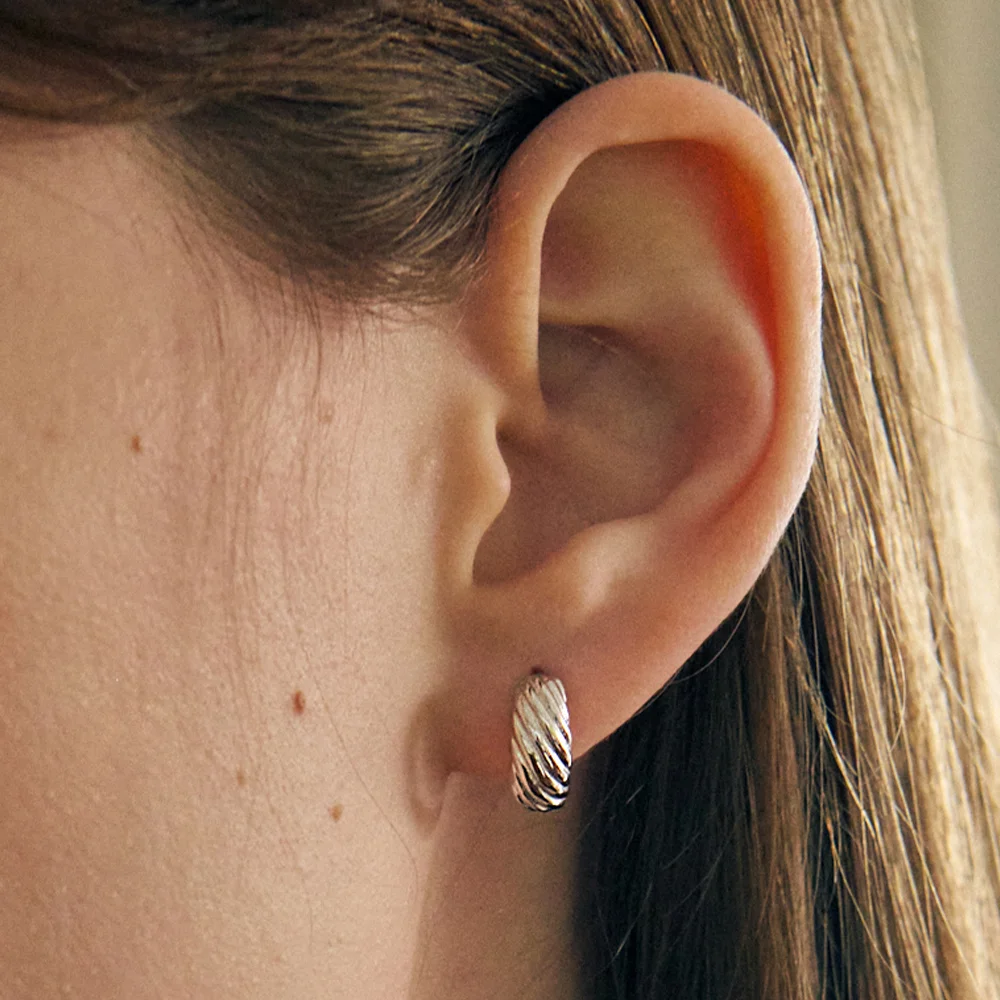 Twisted Dom One Touch Earrings