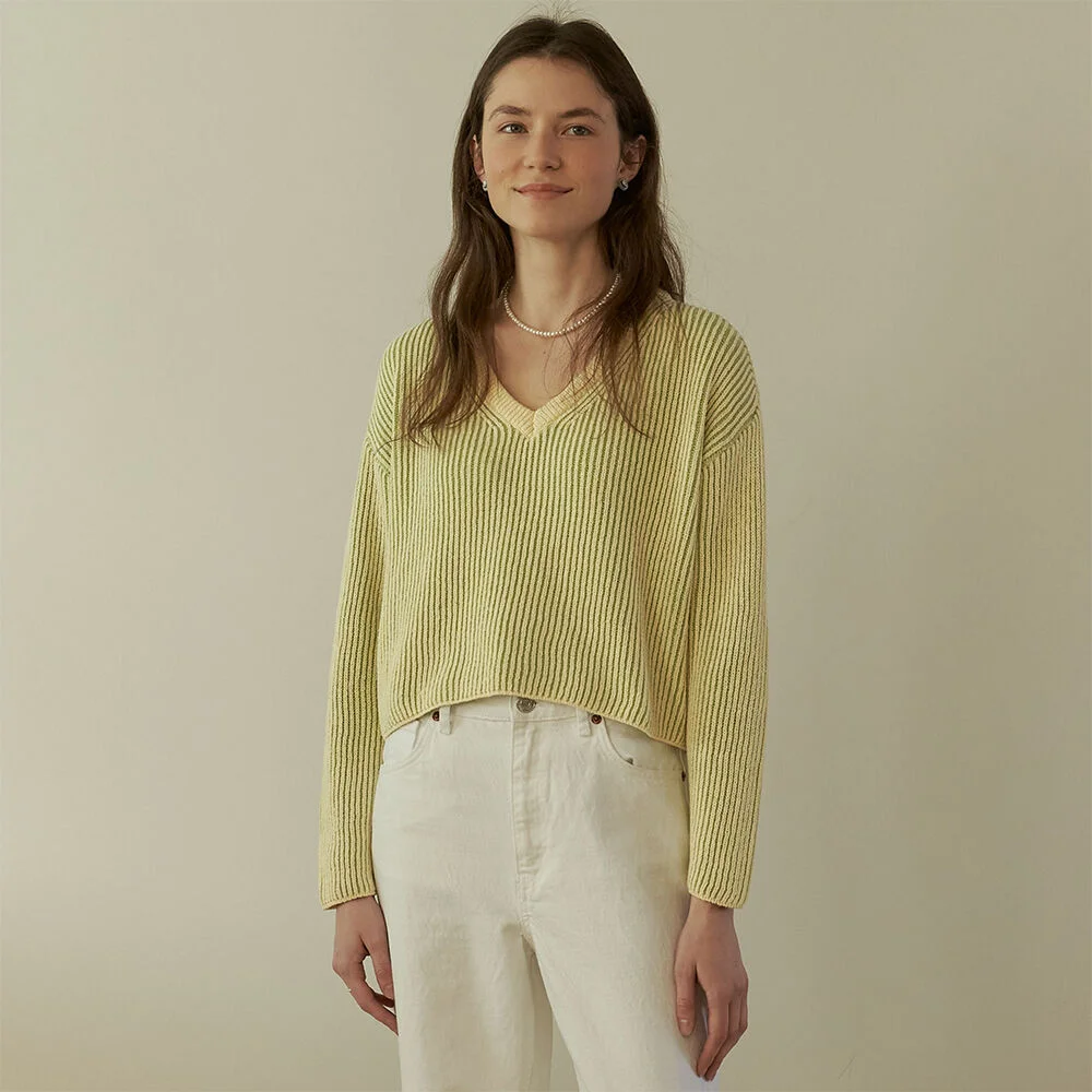 A TWO-TONE KNIT TOP_YELLOW