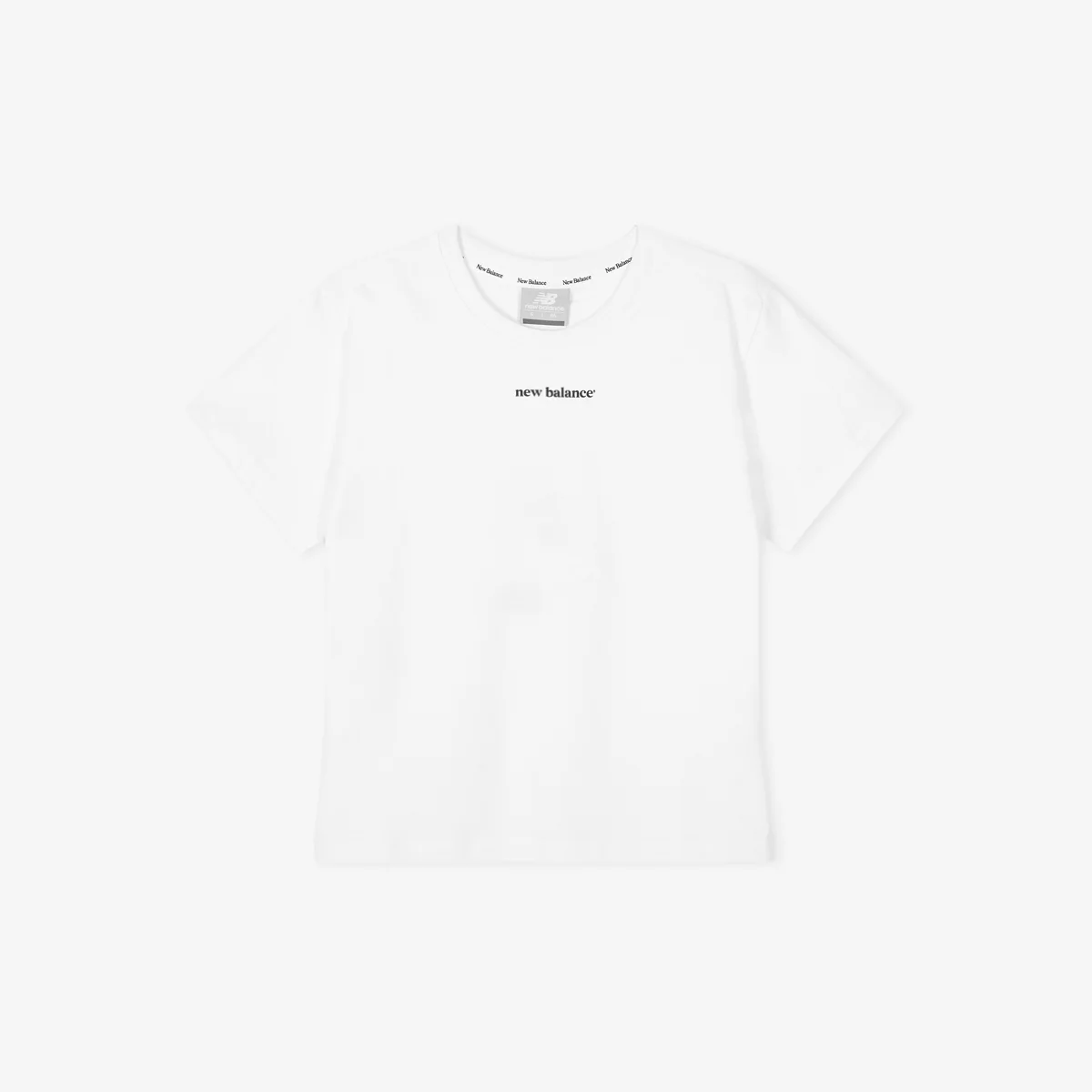 NBNEG2W412 / WOMEN Essential 中央字母短袖T恤 (WHITE)