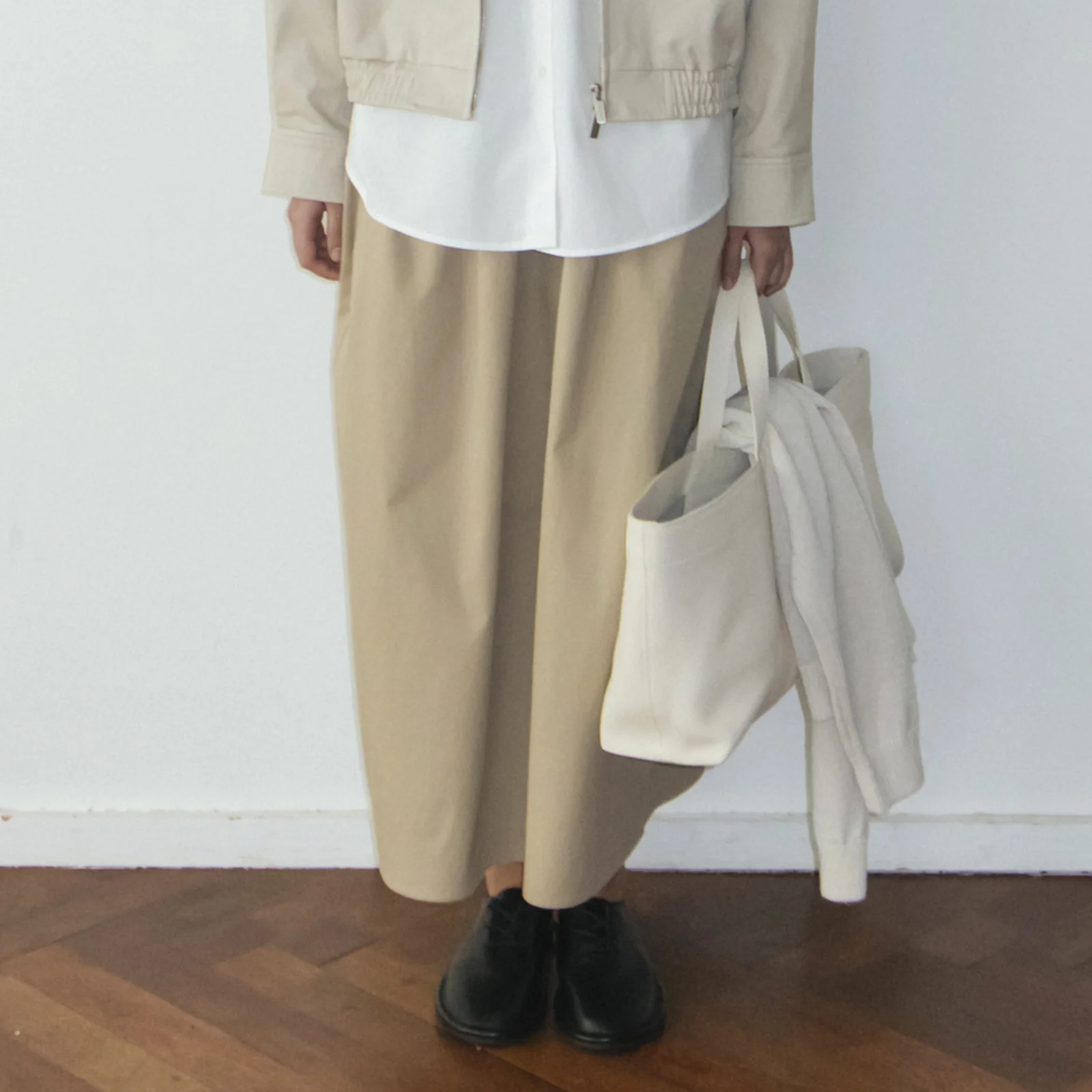 Pleated Straight Skirt (Beige)