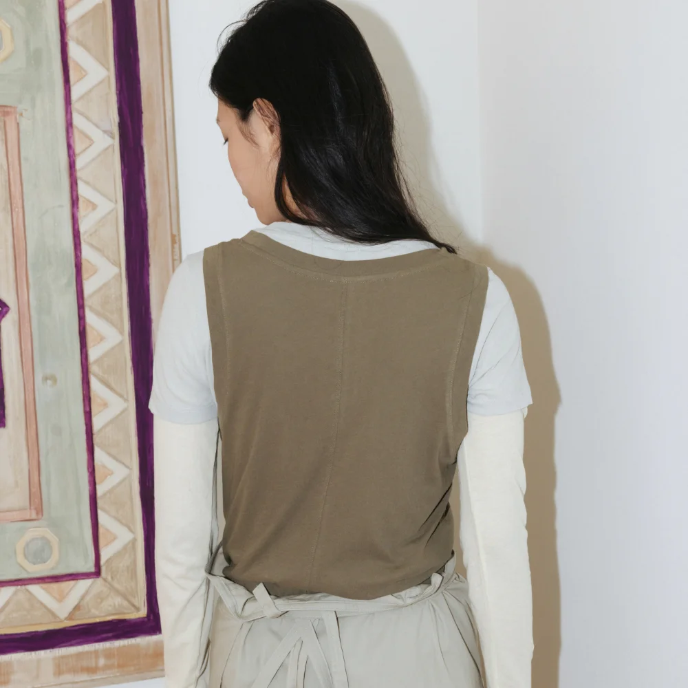 Scoop Slim Sleeveless (Khaki Beige / Navy / Brown)
