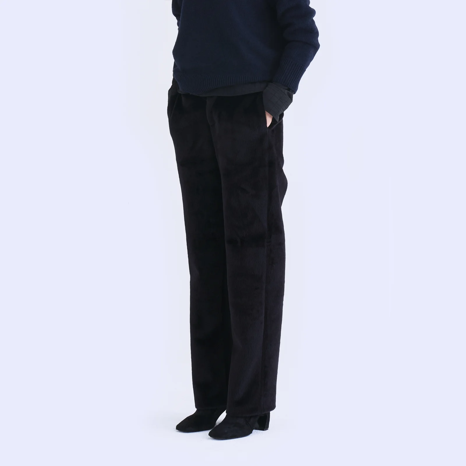 FUR CURVE TROUSERS (BLACK)