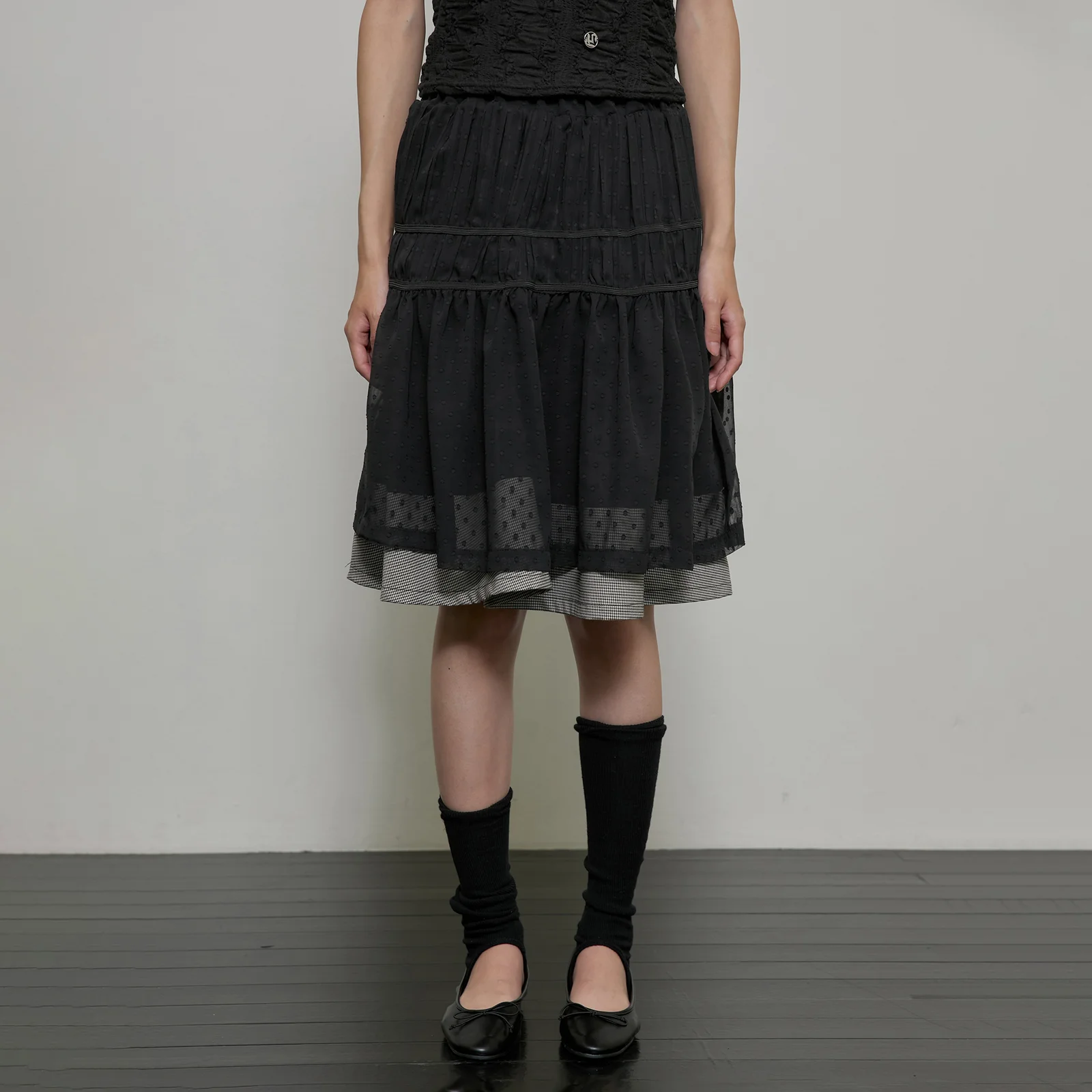Layered Crinkle Check Skirt (FL-269_Black)