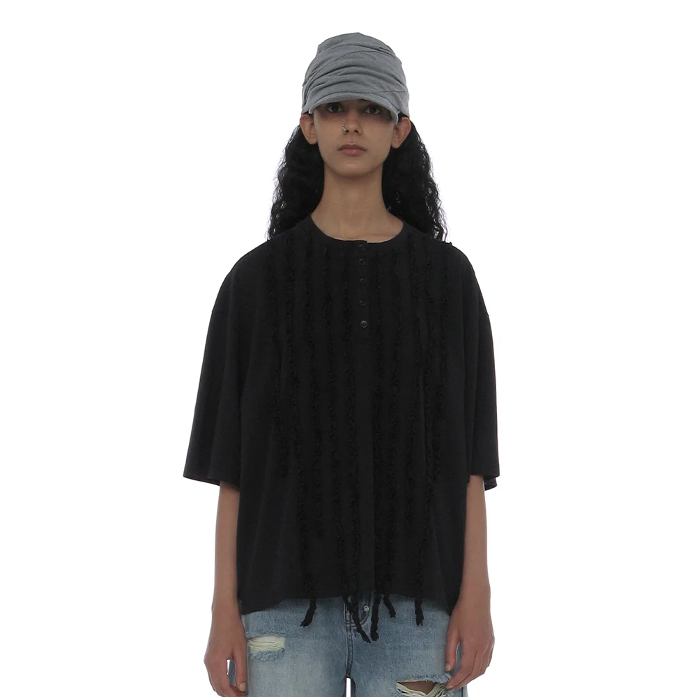 FRILL TRIM HENLEY NECK TEE_BLACK