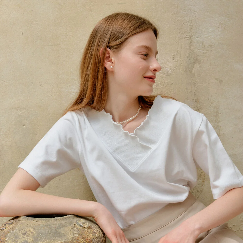v shirring T-shirts_white