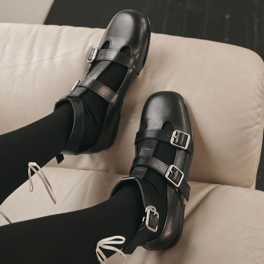 Maris buckle shoes (Black)