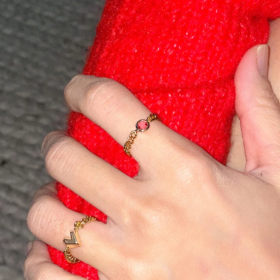 Red crystal pendant surgical chain ring