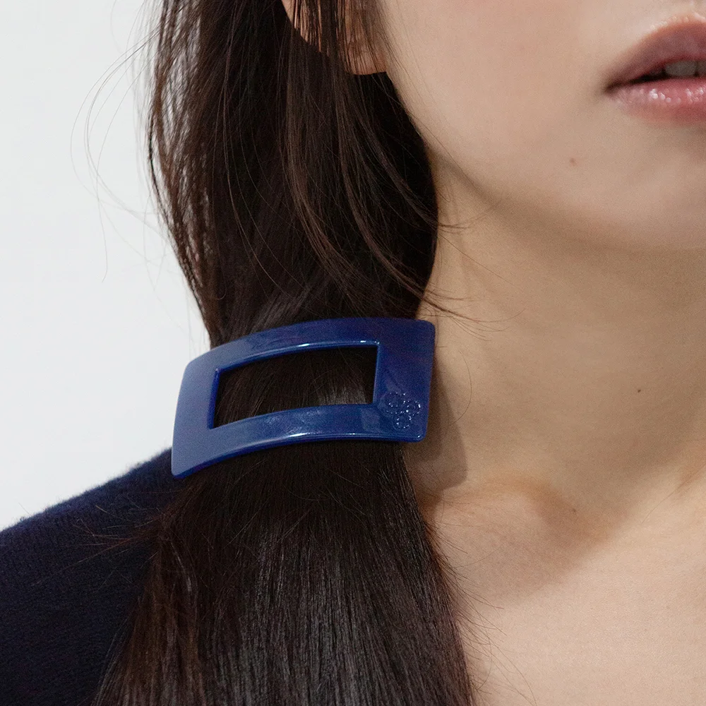 square plain hair pin - deep blue