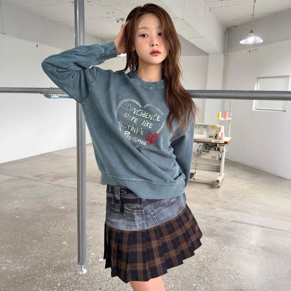 (ESSENTIAL) UNISEX HEART FIX SWEATSHIRT (GREEN)