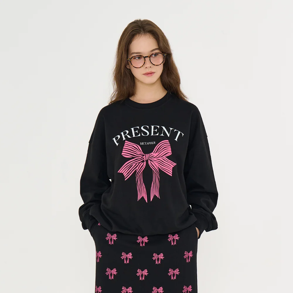 MET Present Sweatshirt black